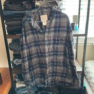 ST. JOHN’s BAY LARGE FLANNEL